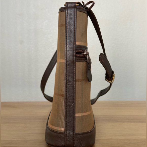 Burberrys Shouder Bag - Picture 4 of 15
